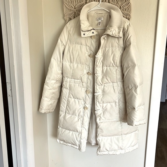 LOFT Jackets & Blazers - 🪶Ann Taylor LOFT Down Puffer Coat